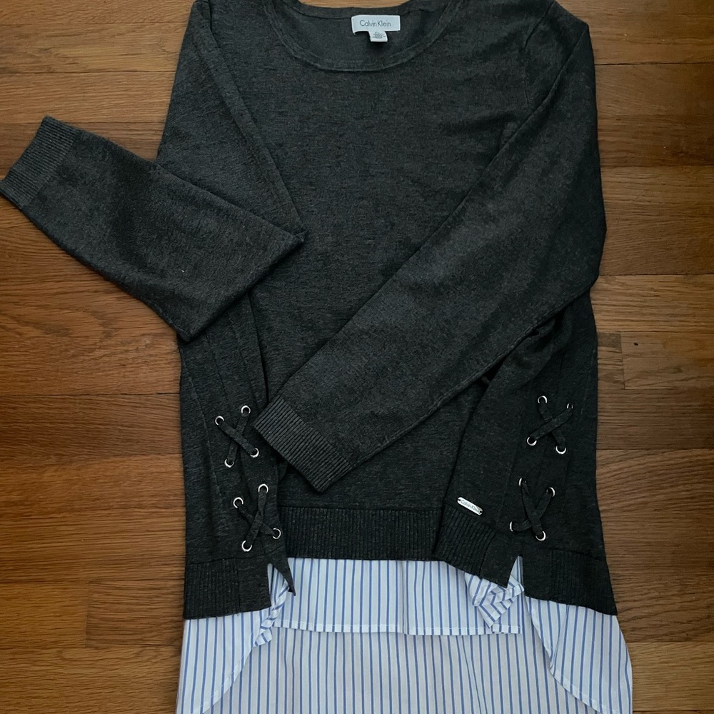 Calvin Klein shirt tails sweater Women’s